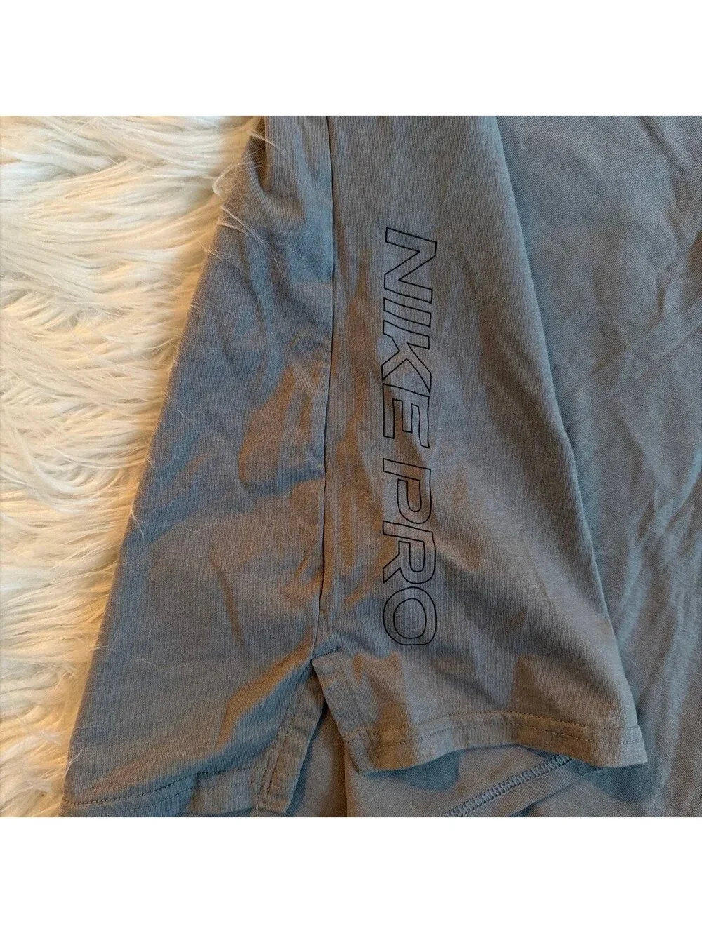 Nike Shirt Mens Large Gray Dri- Fit Short Sleeve Crew Neck